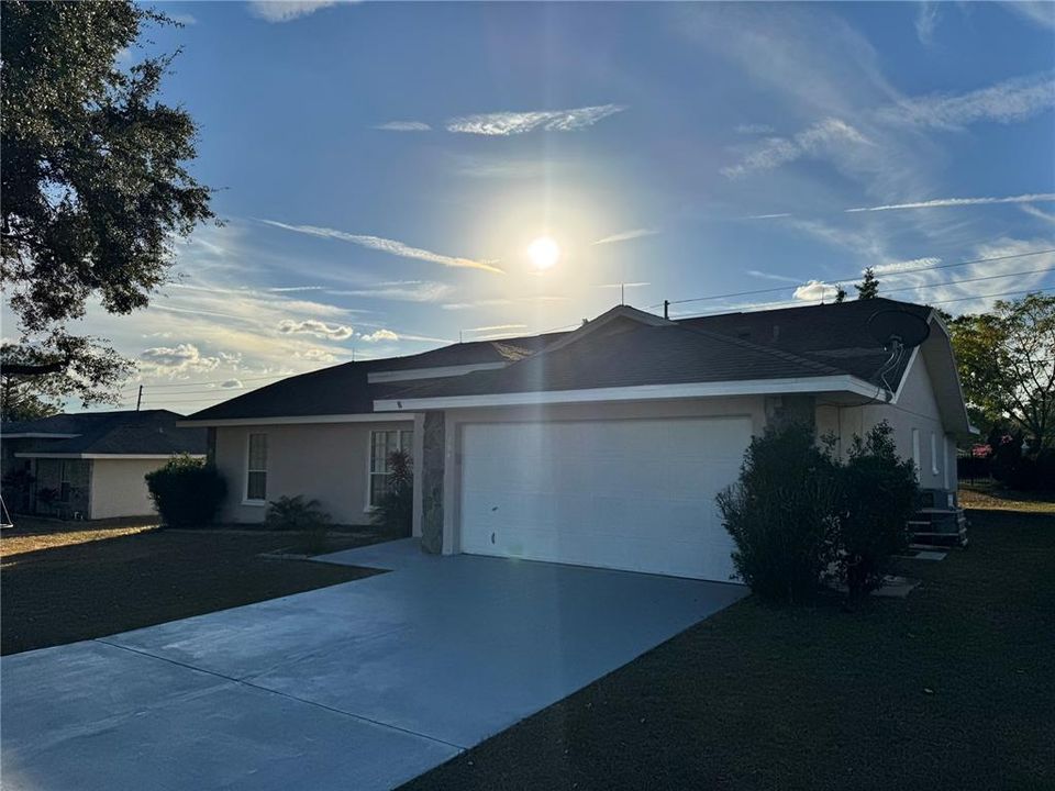 For Sale: $269,900 (4 beds, 2 baths, 1905 Square Feet)