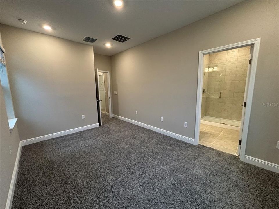 For Rent: $2,700 (3 beds, 2 baths, 1523 Square Feet)