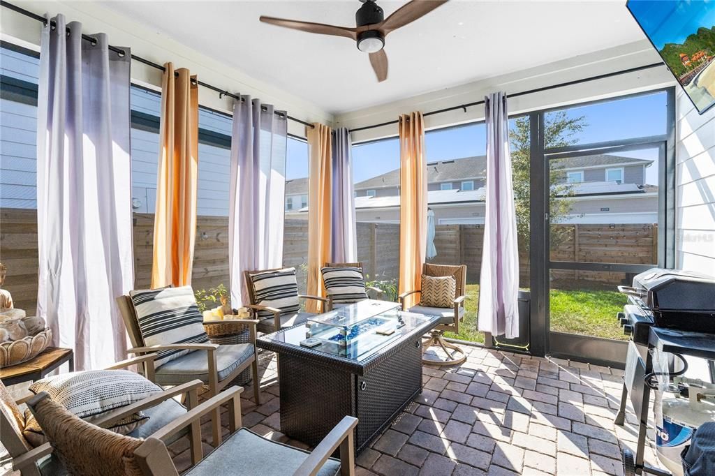 For Sale: $479,900 (3 beds, 2 baths, 1881 Square Feet)