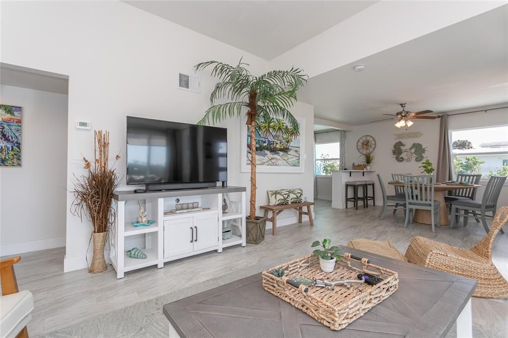 待售: $559,000 (3 贝兹, 2 浴室, 1482 平方英尺)