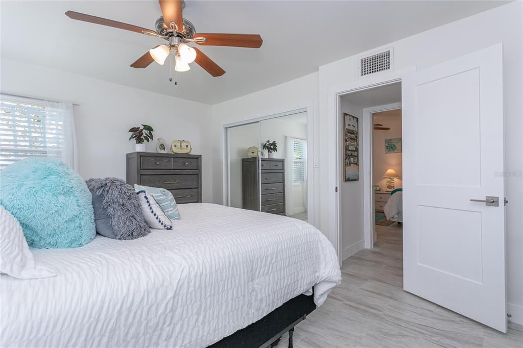 待售: $559,000 (3 贝兹, 2 浴室, 1482 平方英尺)