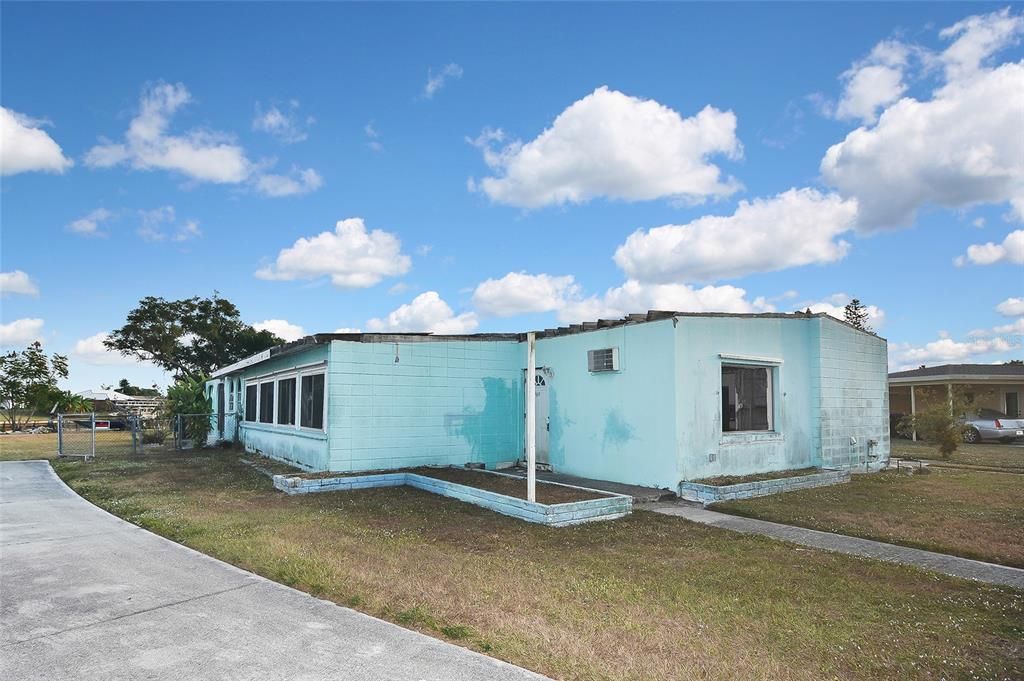 На продажу: $225,000 (3 спален, 2 ванн, 1791 Квадратных фут)