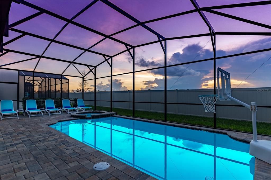 На продажу: $815,000 (9 спален, 6 ванн, 4828 Квадратных фут)