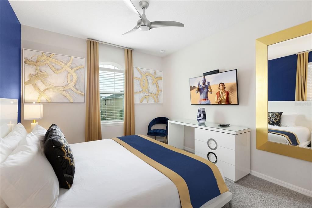 На продажу: $815,000 (9 спален, 6 ванн, 4828 Квадратных фут)