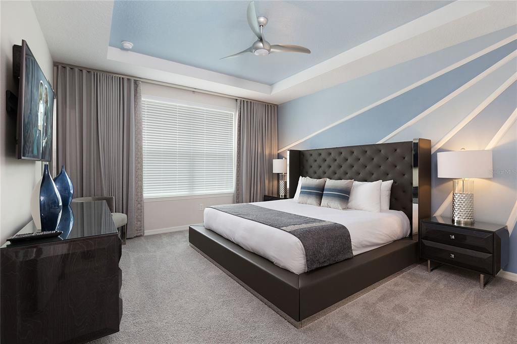 На продажу: $815,000 (9 спален, 6 ванн, 4828 Квадратных фут)