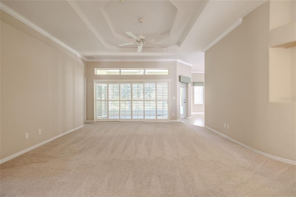 For Sale: $475,000 (3 beds, 2 baths, 2043 Square Feet)