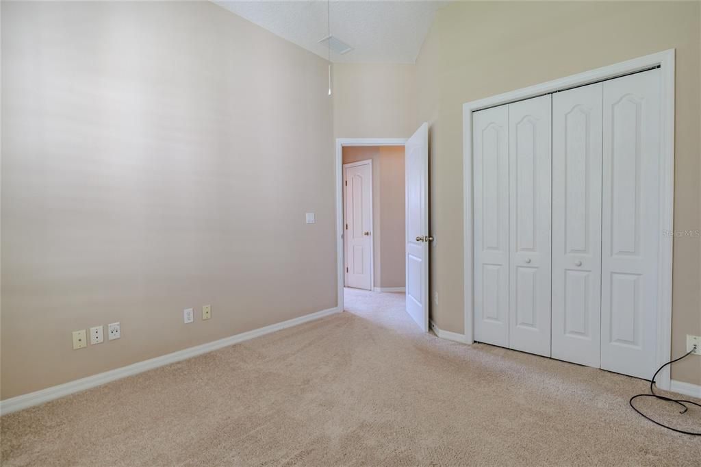 For Sale: $475,000 (3 beds, 2 baths, 2043 Square Feet)