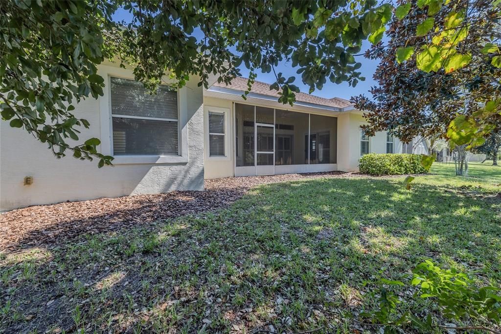 For Sale: $475,000 (3 beds, 2 baths, 2043 Square Feet)