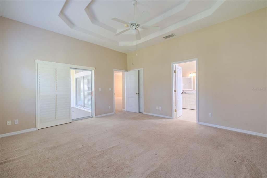 For Sale: $475,000 (3 beds, 2 baths, 2043 Square Feet)