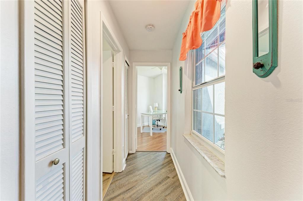 En Venta: $359,000 (3 camas, 2 baños, 1337 Pies cuadrados)