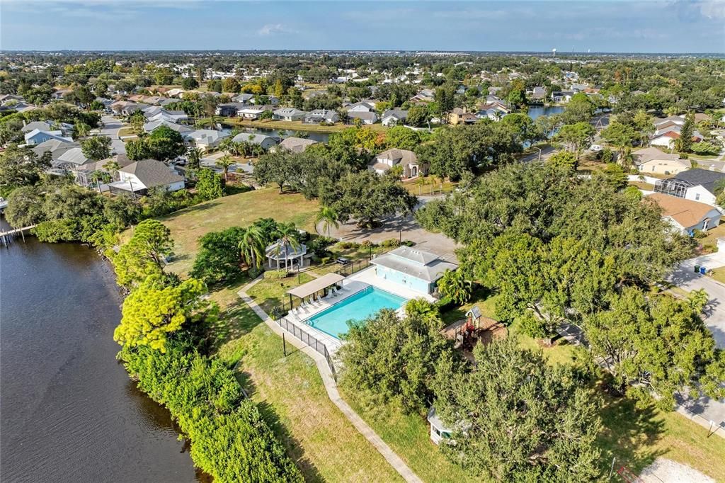 En Venta: $359,000 (3 camas, 2 baños, 1337 Pies cuadrados)