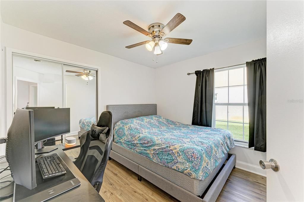 En Venta: $359,000 (3 camas, 2 baños, 1337 Pies cuadrados)