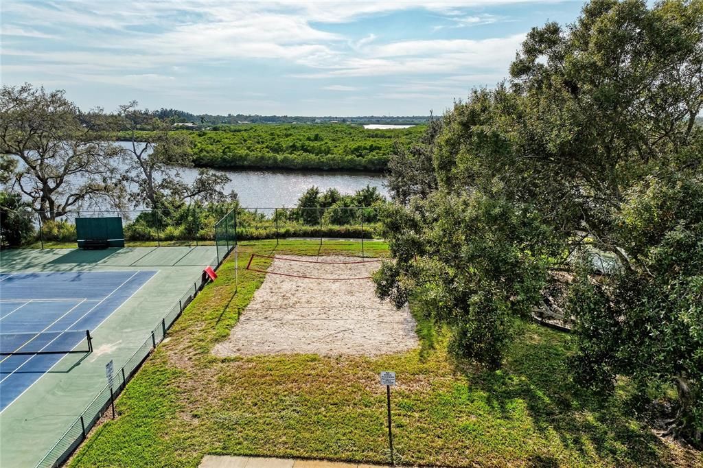 En Venta: $359,000 (3 camas, 2 baños, 1337 Pies cuadrados)