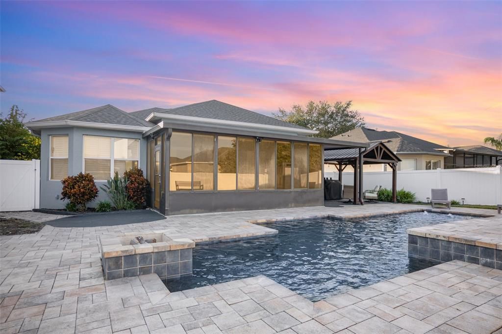 For Sale: $540,000 (3 beds, 2 baths, 2237 Square Feet)