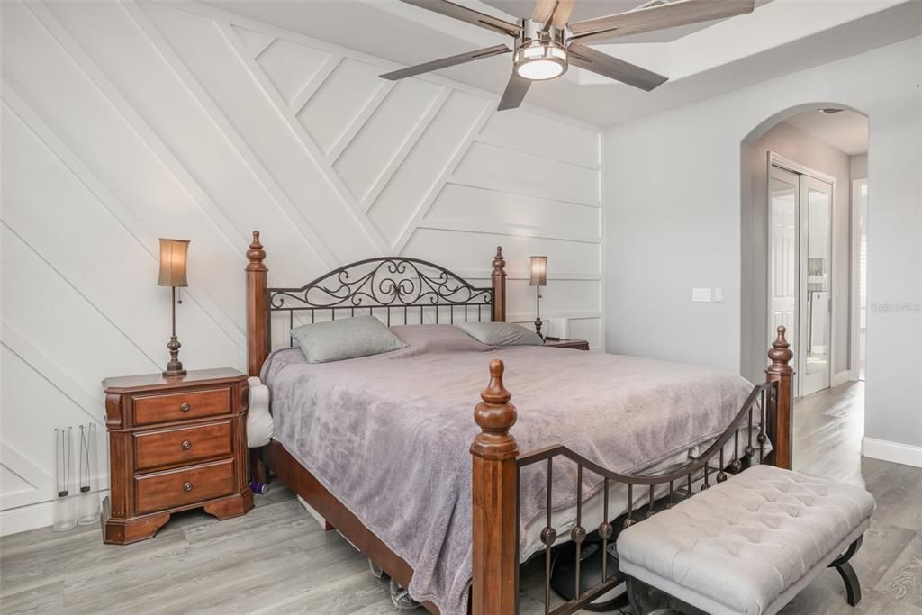 For Sale: $540,000 (3 beds, 2 baths, 2237 Square Feet)