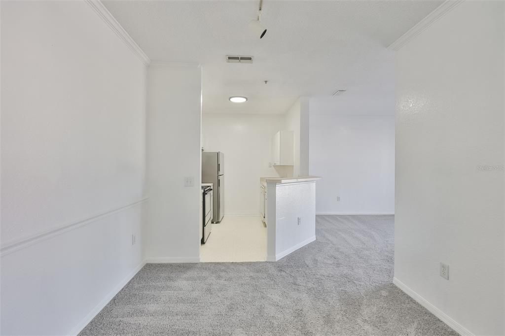 В аренду: $1,450 (1 спален, 1 ванн, 732 Квадратных фут)