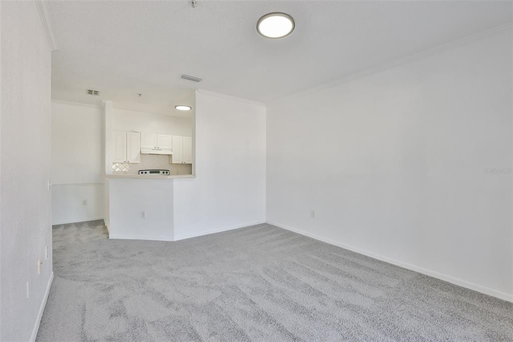 В аренду: $1,450 (1 спален, 1 ванн, 732 Квадратных фут)