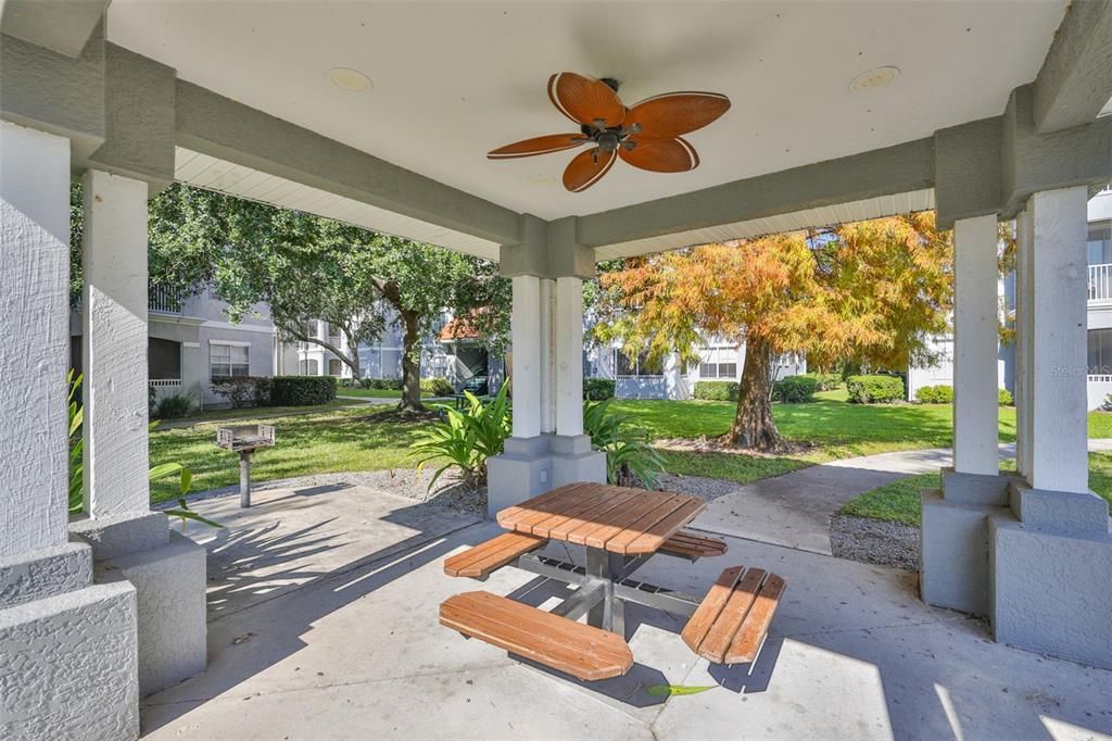 В аренду: $1,450 (1 спален, 1 ванн, 732 Квадратных фут)