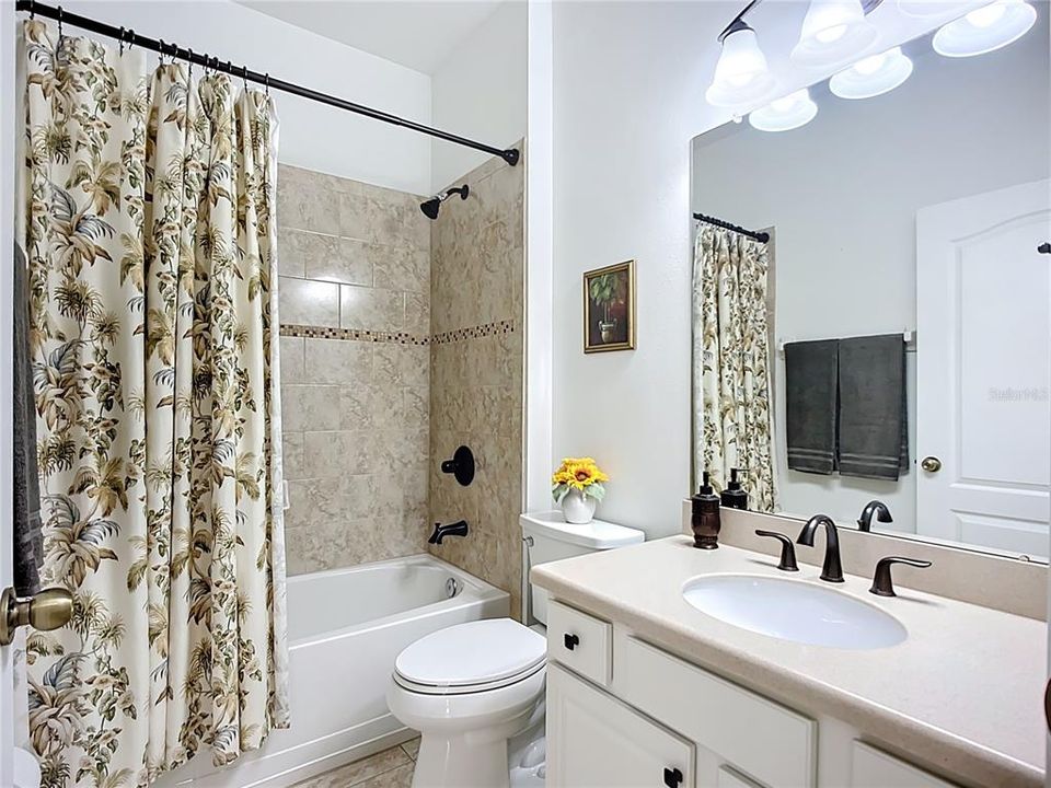 For Sale: $557,000 (3 beds, 2 baths, 2136 Square Feet)