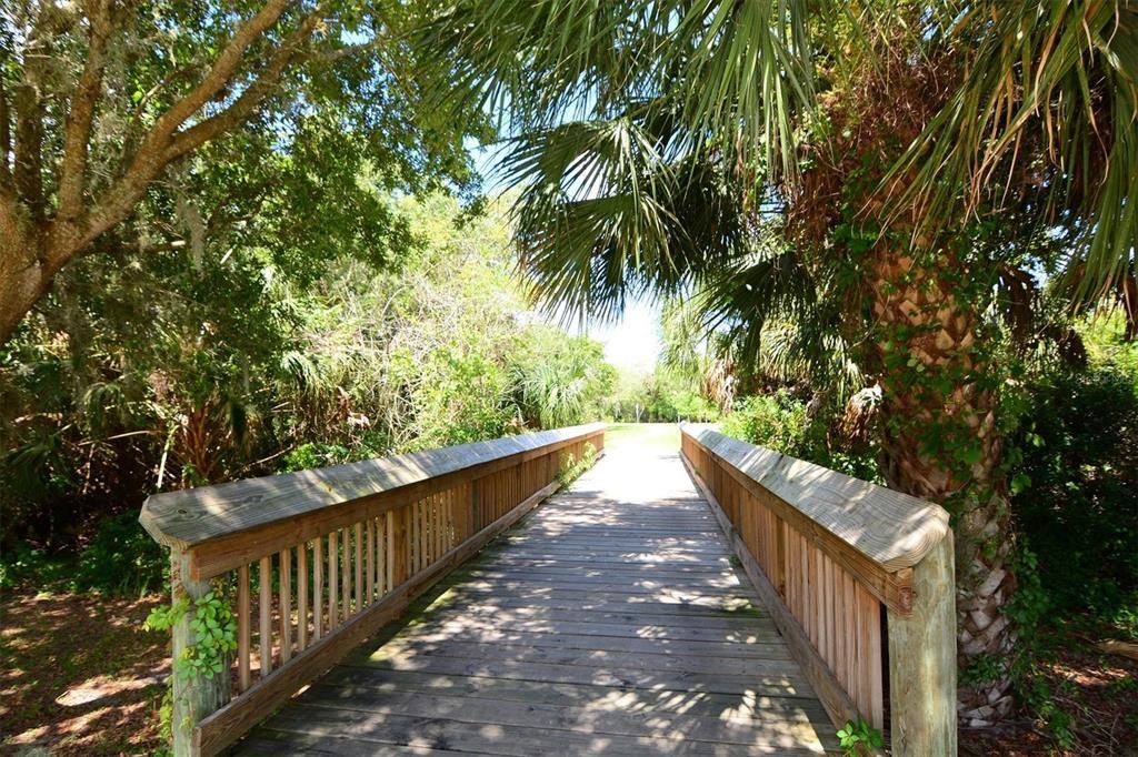 For Sale: $557,000 (3 beds, 2 baths, 2136 Square Feet)