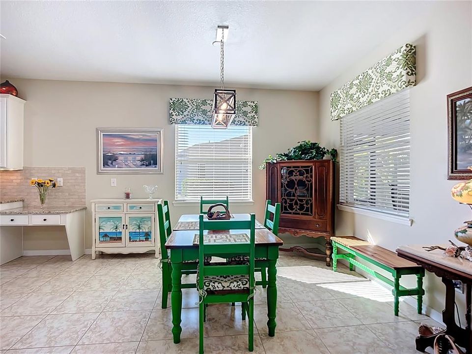 For Sale: $557,000 (3 beds, 2 baths, 2136 Square Feet)