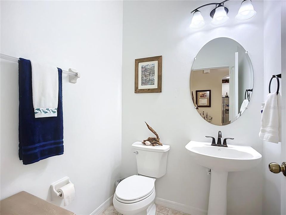 For Sale: $557,000 (3 beds, 2 baths, 2136 Square Feet)