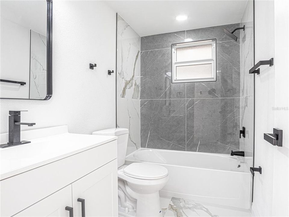 Active With Contract: $295,000 (3 beds, 2 baths, 1298 Square Feet)