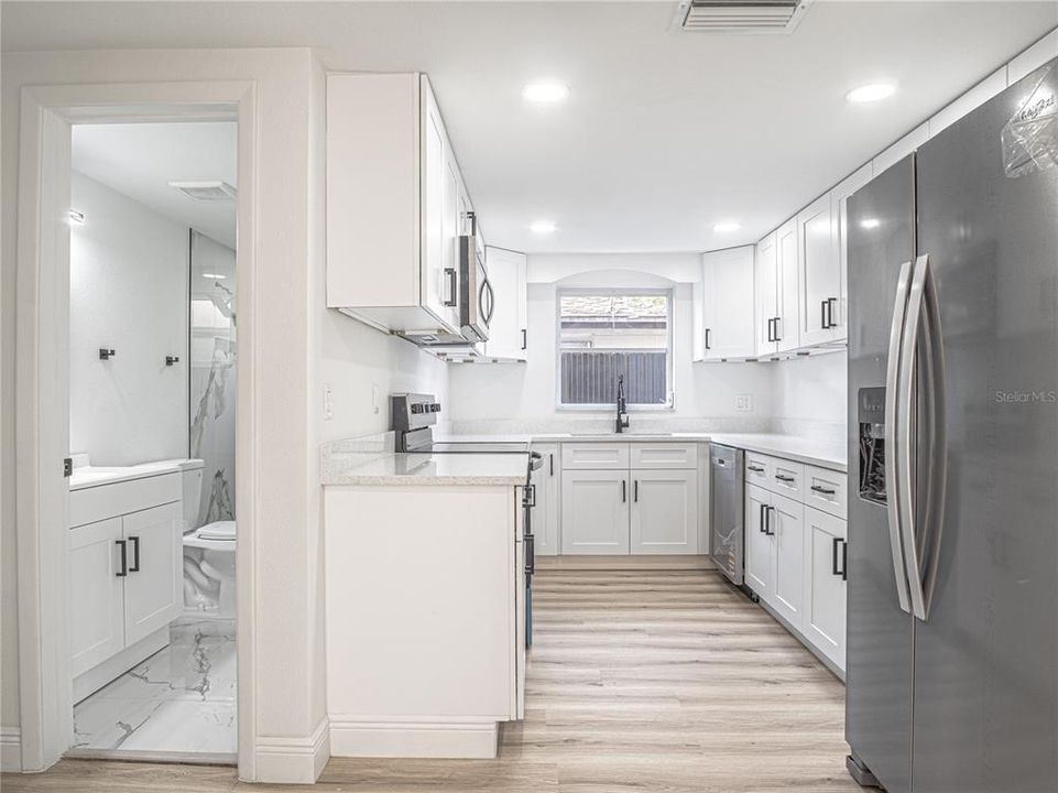 Active With Contract: $295,000 (3 beds, 2 baths, 1298 Square Feet)