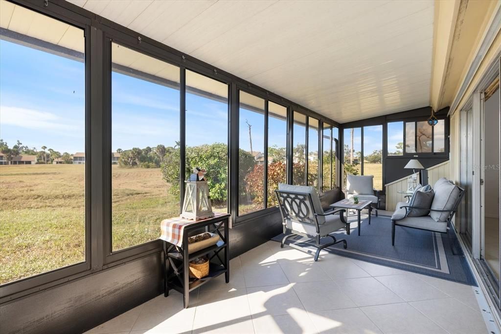 待售: $235,000 (2 贝兹, 2 浴室, 1154 平方英尺)