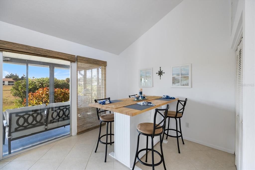 待售: $235,000 (2 贝兹, 2 浴室, 1154 平方英尺)