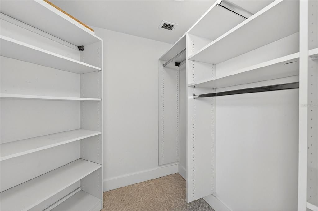 For Sale: $1,658,000 (2 beds, 2 baths, 1729 Square Feet)