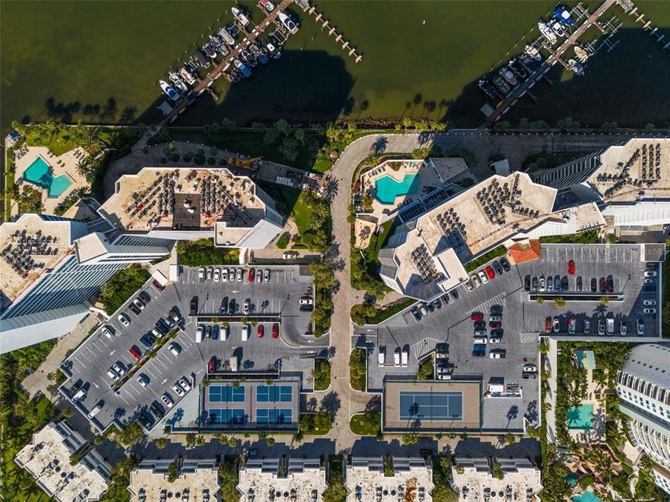 For Sale: $1,658,000 (2 beds, 2 baths, 1729 Square Feet)