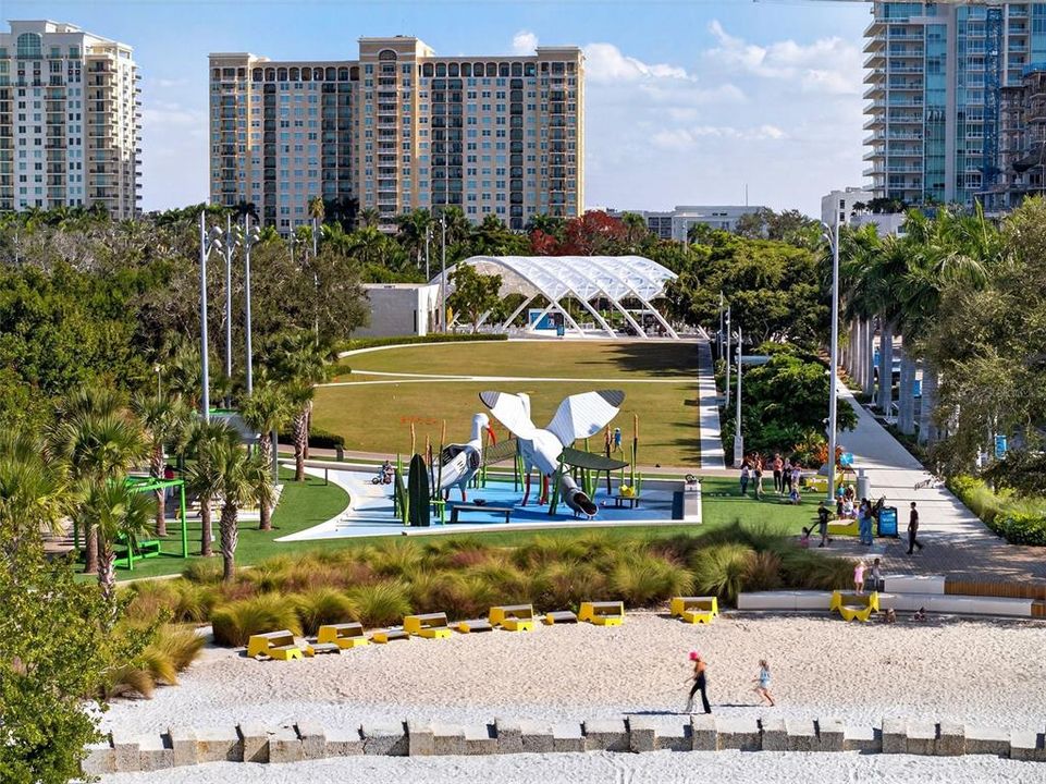 For Sale: $1,658,000 (2 beds, 2 baths, 1729 Square Feet)