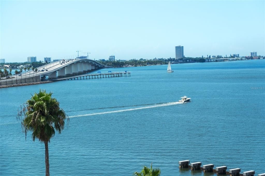 For Sale: $1,658,000 (2 beds, 2 baths, 1729 Square Feet)