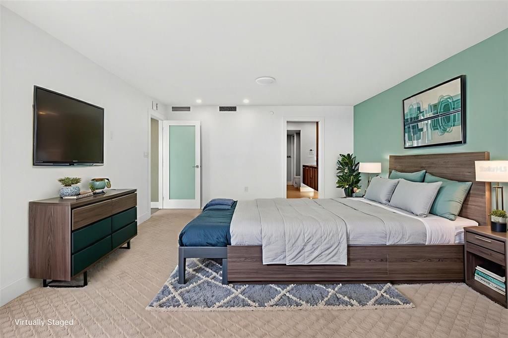 For Sale: $1,658,000 (2 beds, 2 baths, 1729 Square Feet)