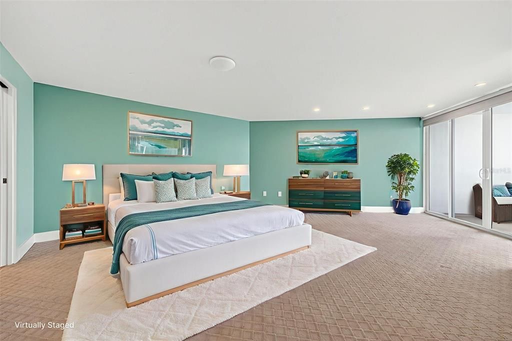 For Sale: $1,658,000 (2 beds, 2 baths, 1729 Square Feet)