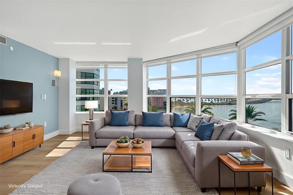 For Sale: $1,658,000 (2 beds, 2 baths, 1729 Square Feet)