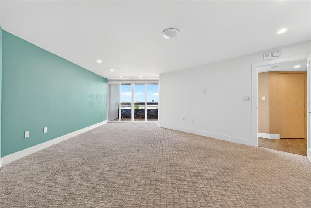 For Sale: $1,658,000 (2 beds, 2 baths, 1729 Square Feet)