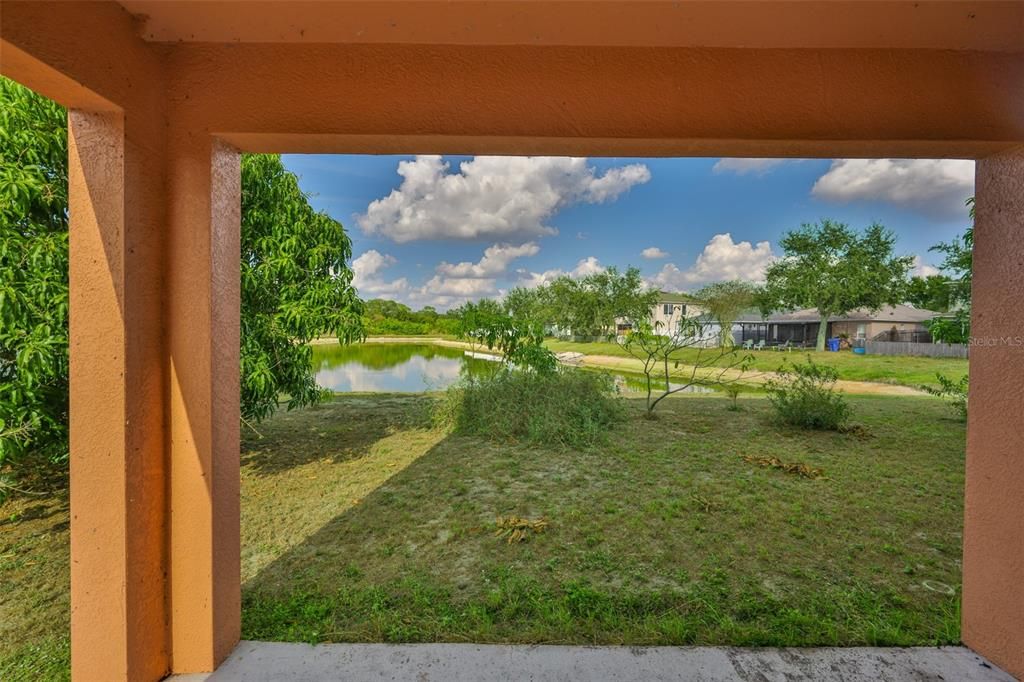 En Venta: $330,000 (4 camas, 2 baños, 1963 Pies cuadrados)