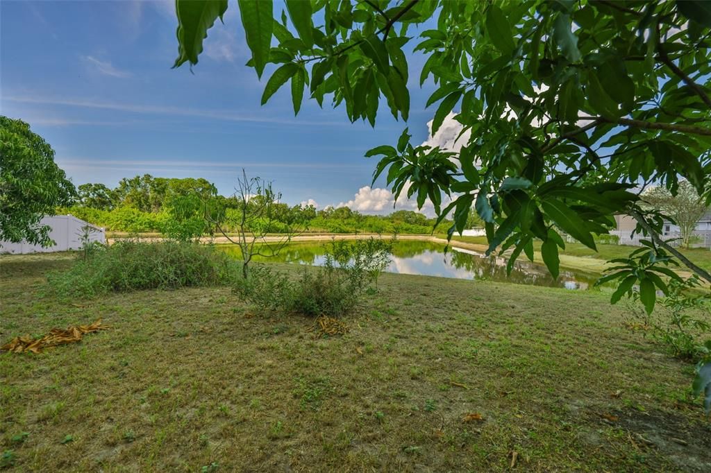 En Venta: $330,000 (4 camas, 2 baños, 1963 Pies cuadrados)