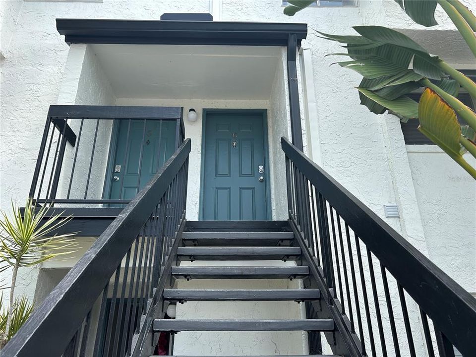 For Sale: $179,900 (2 beds, 1 baths, 1214 Square Feet)