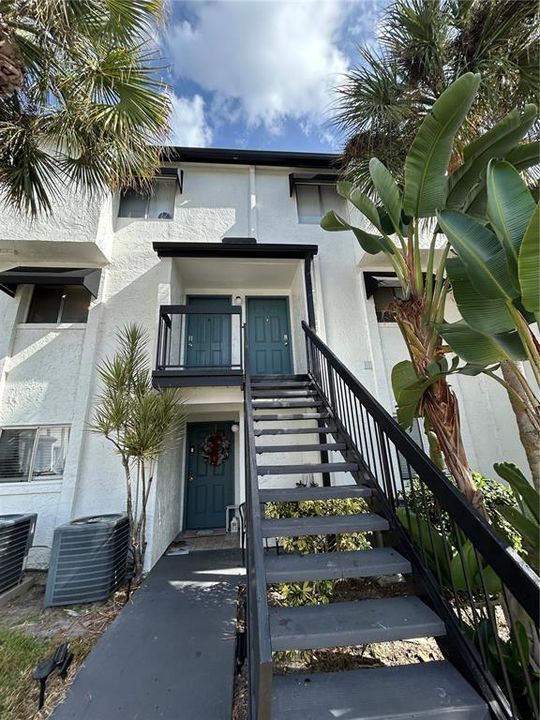 For Sale: $179,900 (2 beds, 1 baths, 1214 Square Feet)