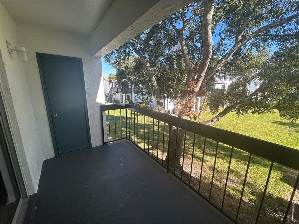 For Sale: $179,900 (2 beds, 1 baths, 1214 Square Feet)