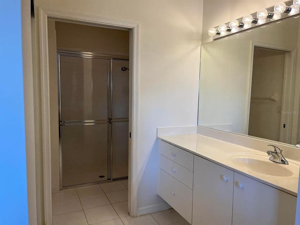 На продажу: $389,900 (3 спален, 2 ванн, 1570 Квадратных фут)