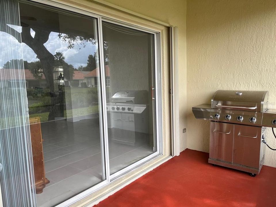 На продажу: $389,900 (3 спален, 2 ванн, 1570 Квадратных фут)