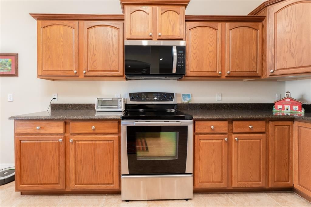 For Sale: $399,000 (3 beds, 2 baths, 1861 Square Feet)