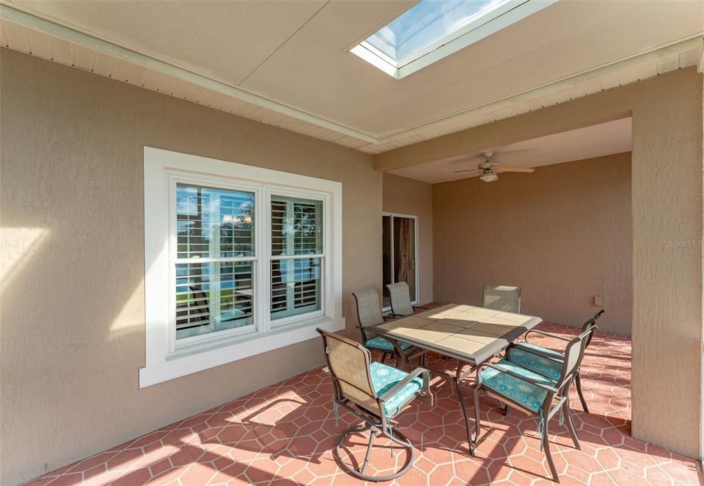 For Sale: $399,000 (3 beds, 2 baths, 1861 Square Feet)