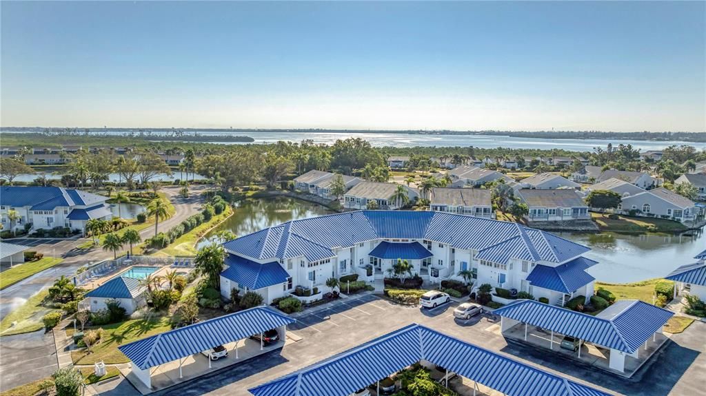 En Venta: $379,900 (3 camas, 2 baños, 1216 Pies cuadrados)