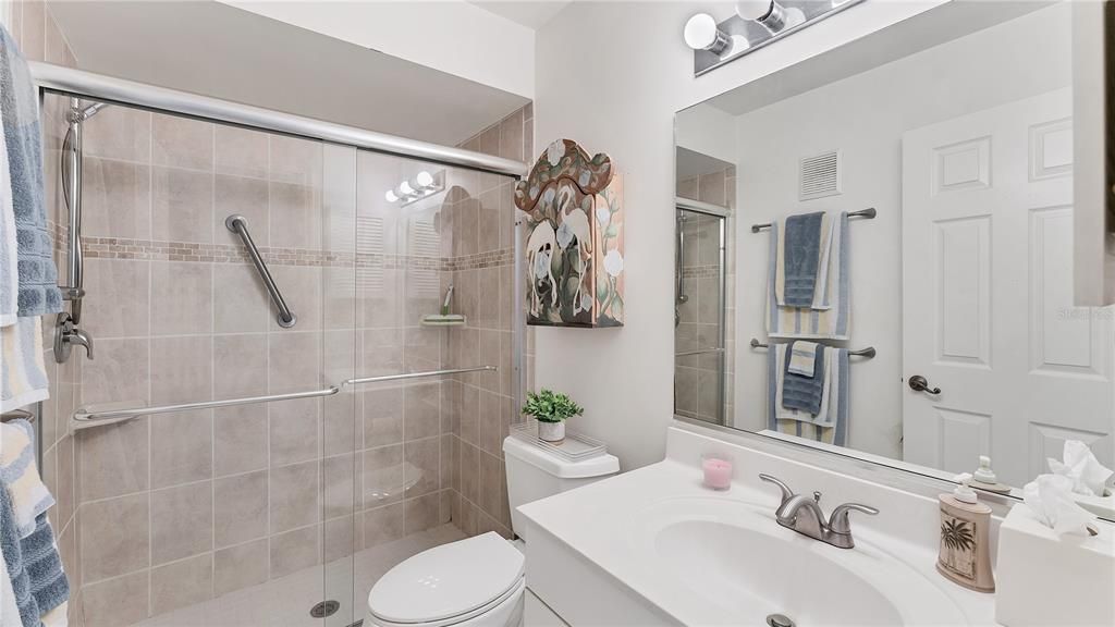 En Venta: $379,900 (3 camas, 2 baños, 1216 Pies cuadrados)