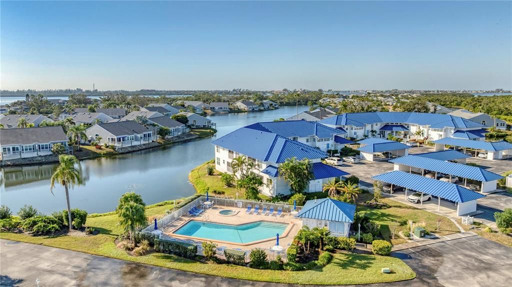 En Venta: $379,900 (3 camas, 2 baños, 1216 Pies cuadrados)